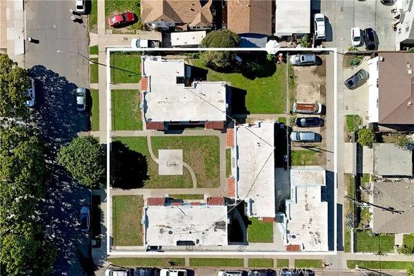 a house view with garden space