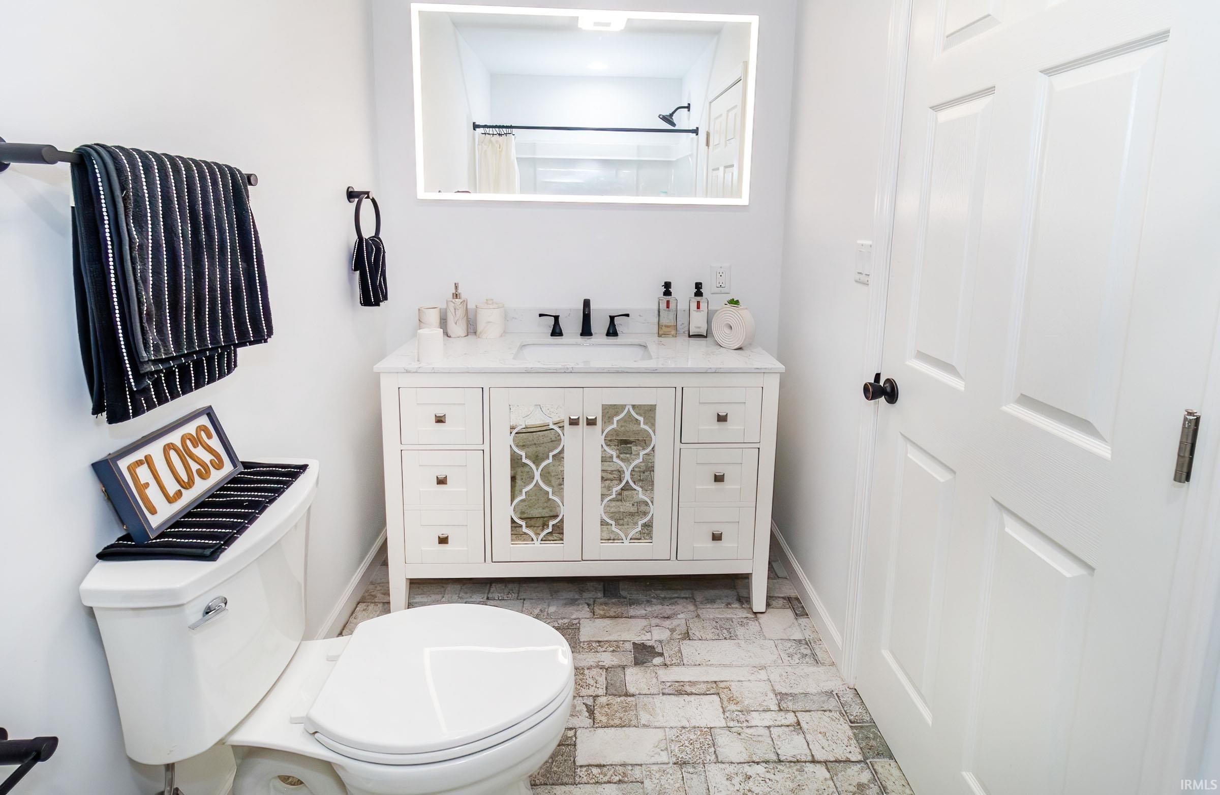 10306 Old State Road Evansville, IN 47711 - Photo 18 of 35