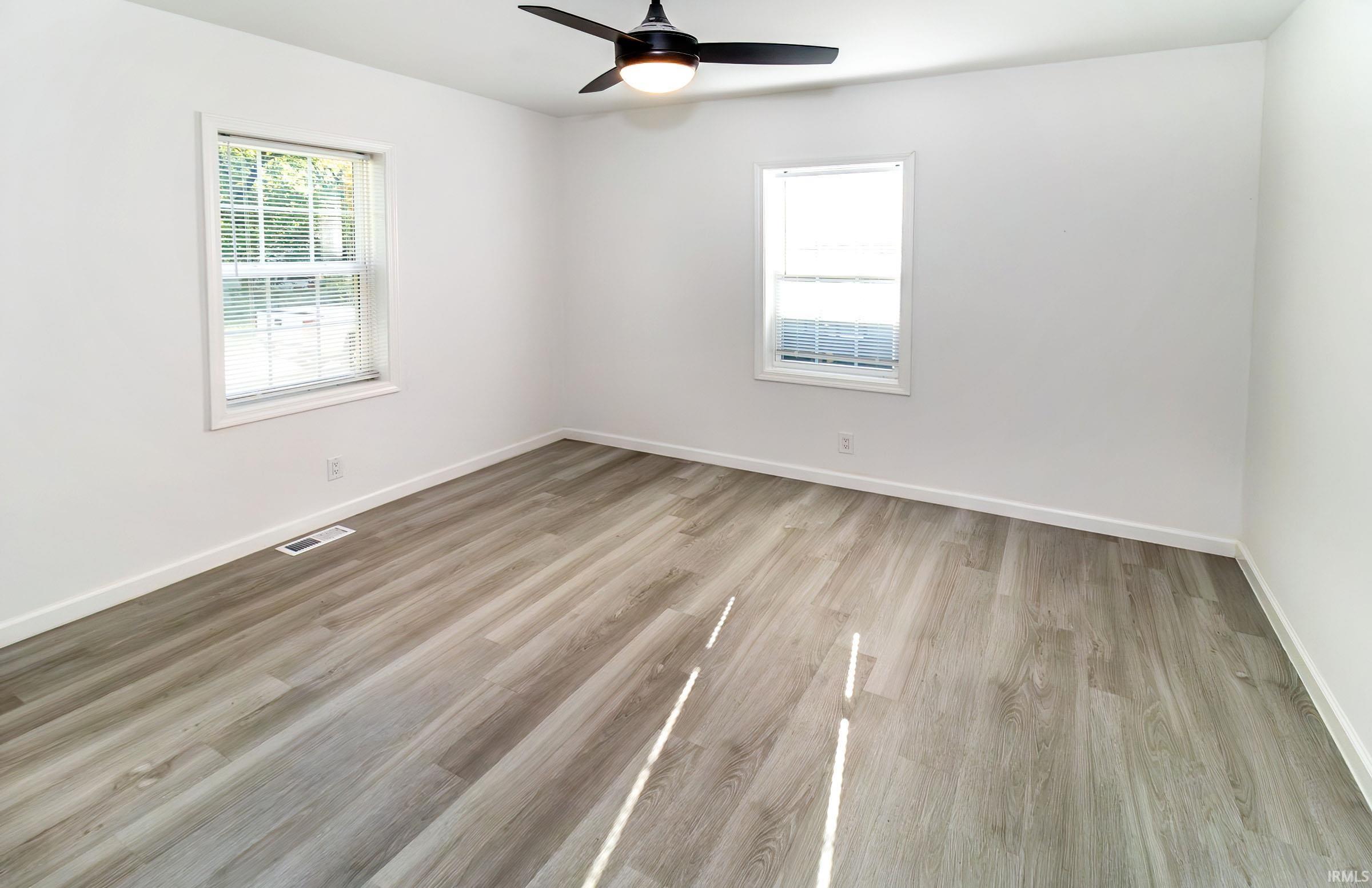 10306 Old State Road Evansville, IN 47711 - Photo 6 of 35