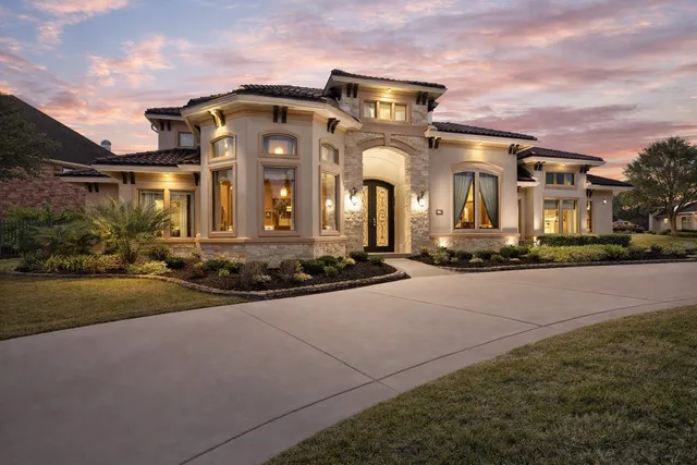 $1,625,000 | 75 South Fremont Ridge Loop, Spring, TX 77389