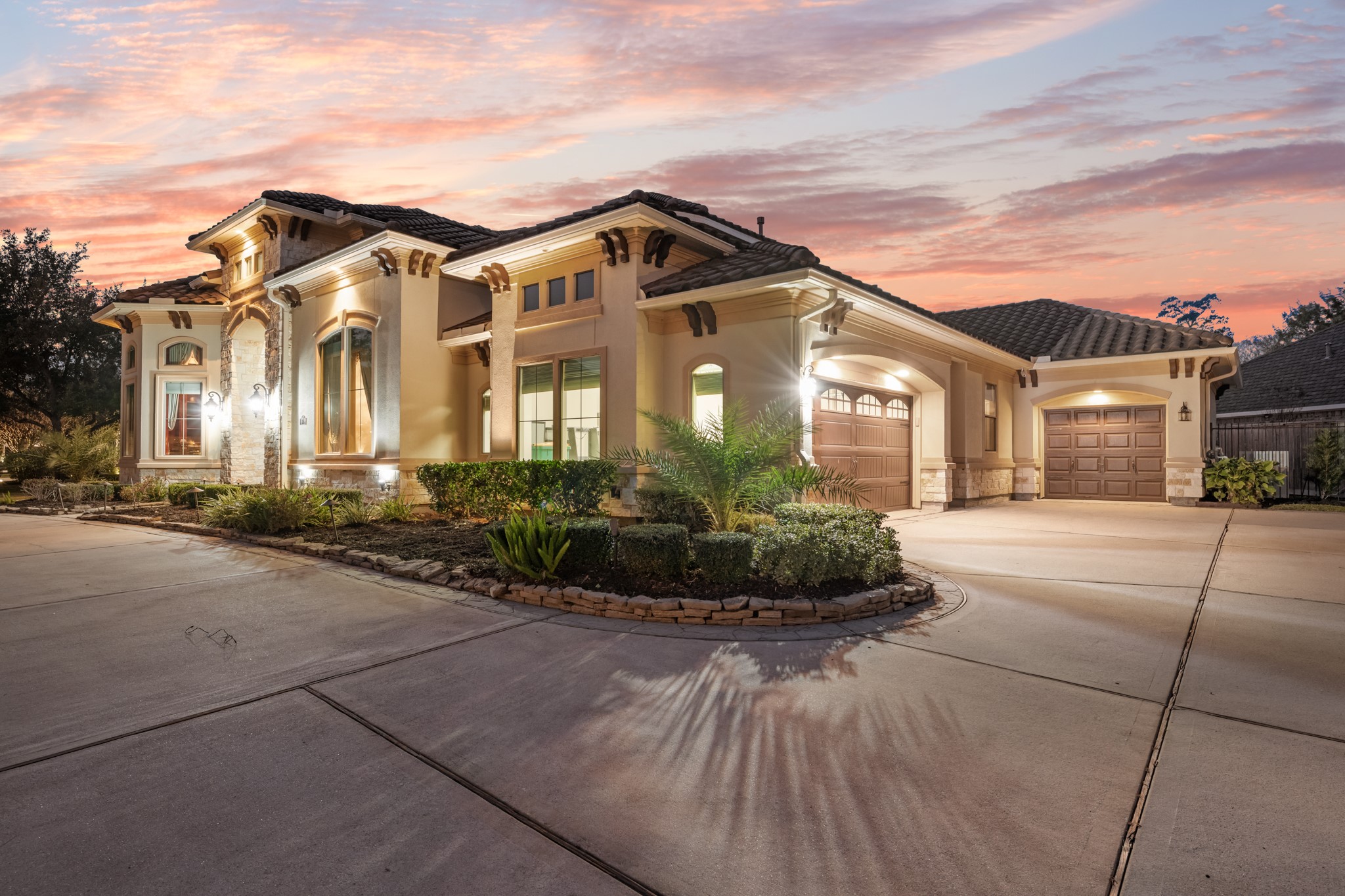 75 South Fremont Ridge Loop Spring, TX 77389 - Photo 3 of 50