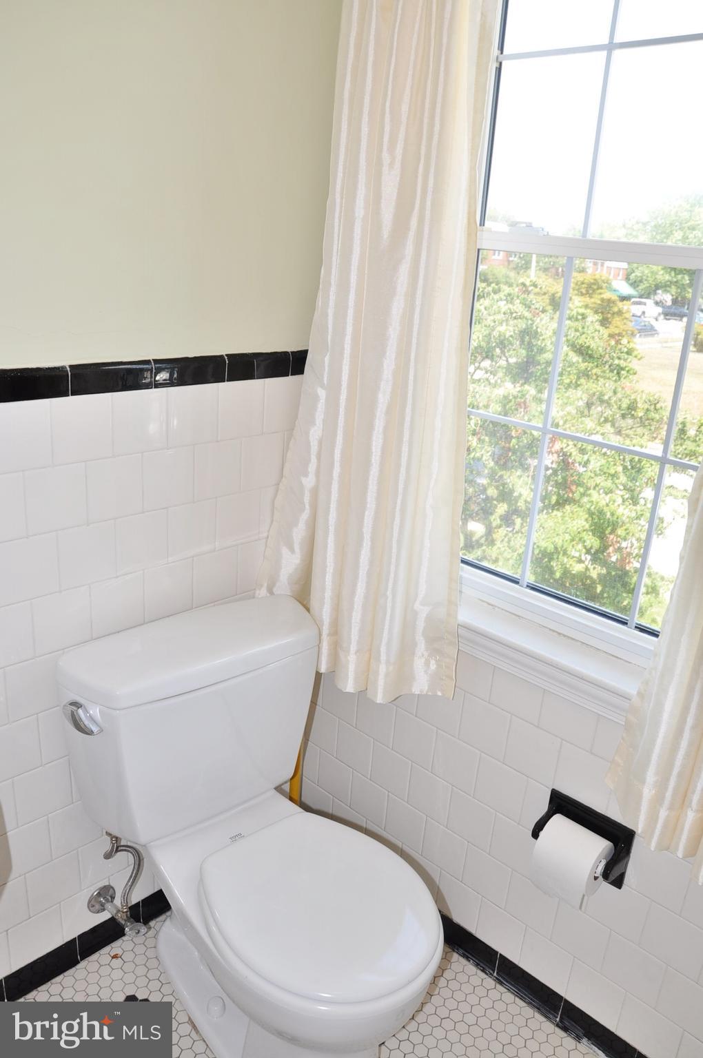 914 Radcliffe Road Towson, MD 21204 - Photo 68 of 84 Gallery Image 68
