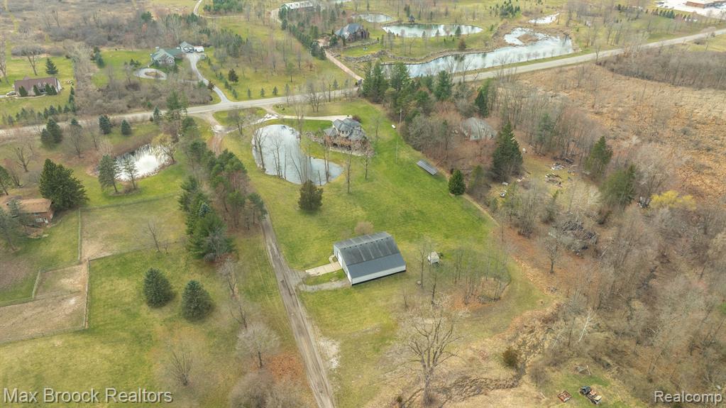 6426 Oak Grove Road Howell, MI 48855 - Photo 5 of 56