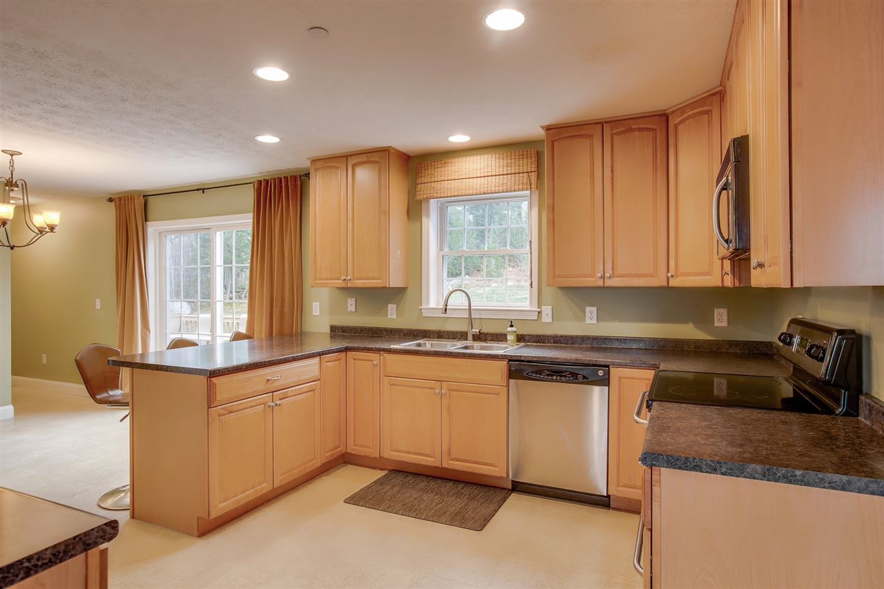 18 Swanson Road New Boston, NH 03070 - Photo 16 of 36