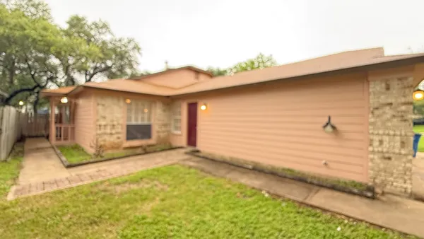 $1,600 | 11945 Sunhillow Bend, Unit B, Austin, TX 78758