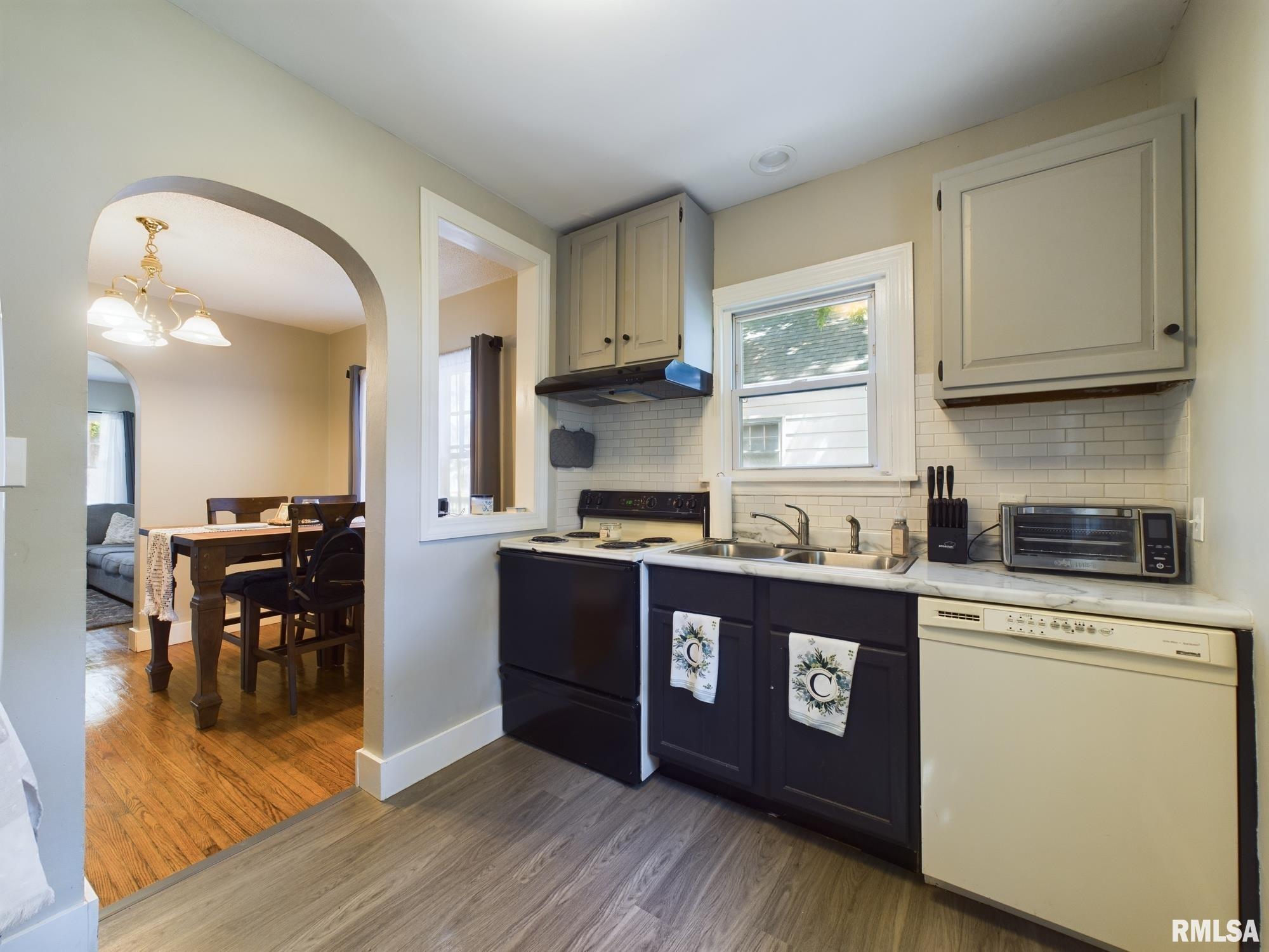 2638 South 7th Street Springfield, IL 62703 - Photo 6 of 21
