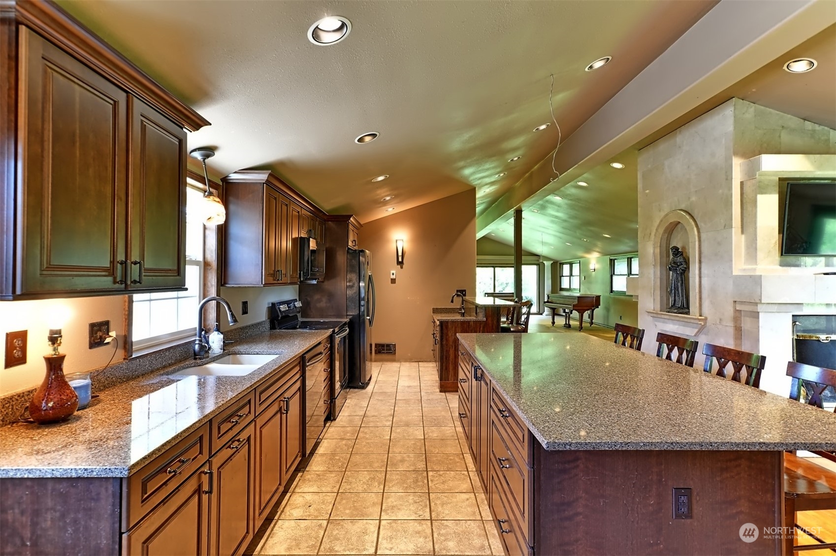 23720 Locust Way Bothell, WA 98021 - Photo 6 of 30 a kitchen with lots of counter top space
