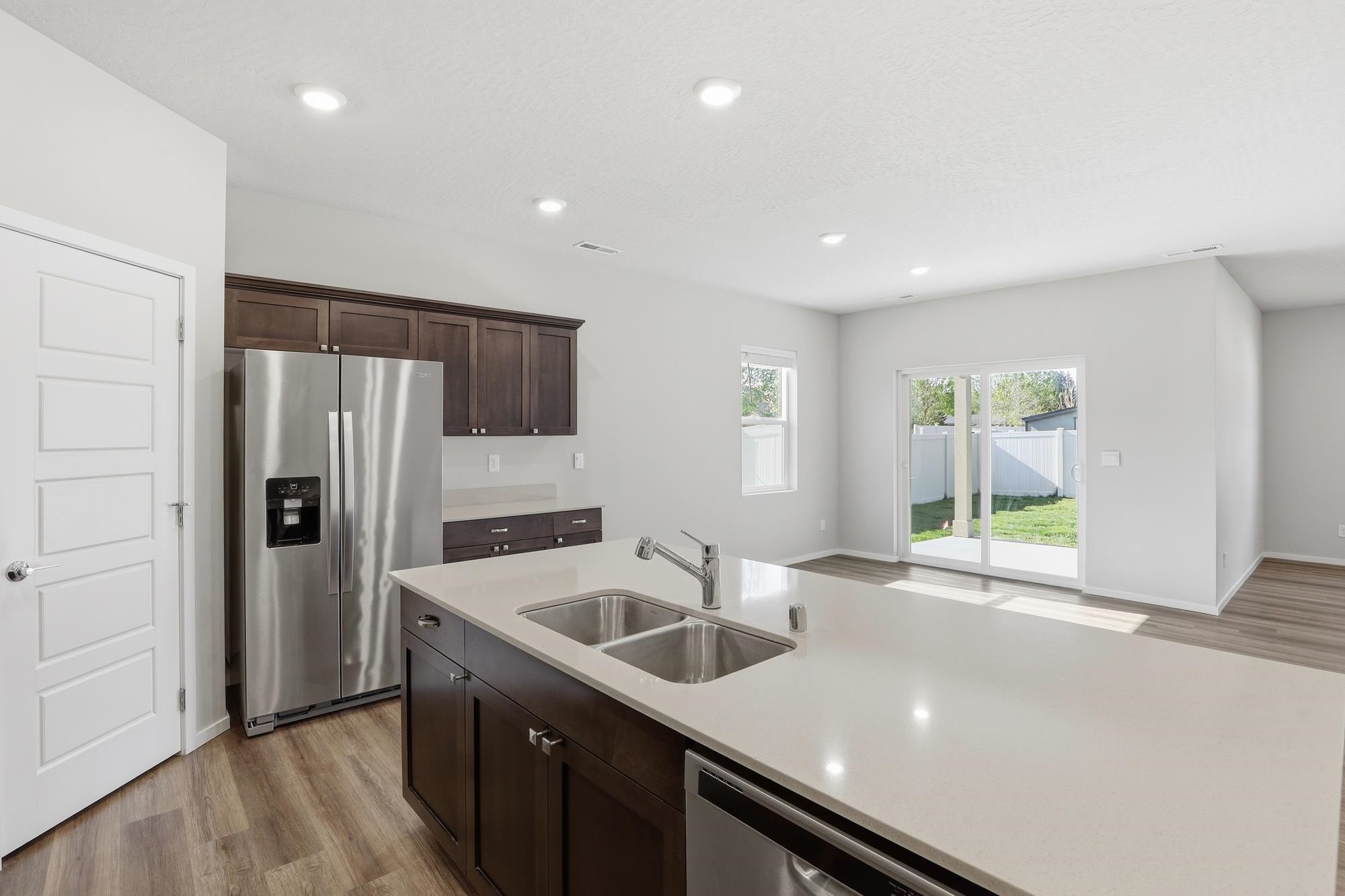 5914 West Georgetown Lane Spokane, WA 99208 - Photo 9 of 44