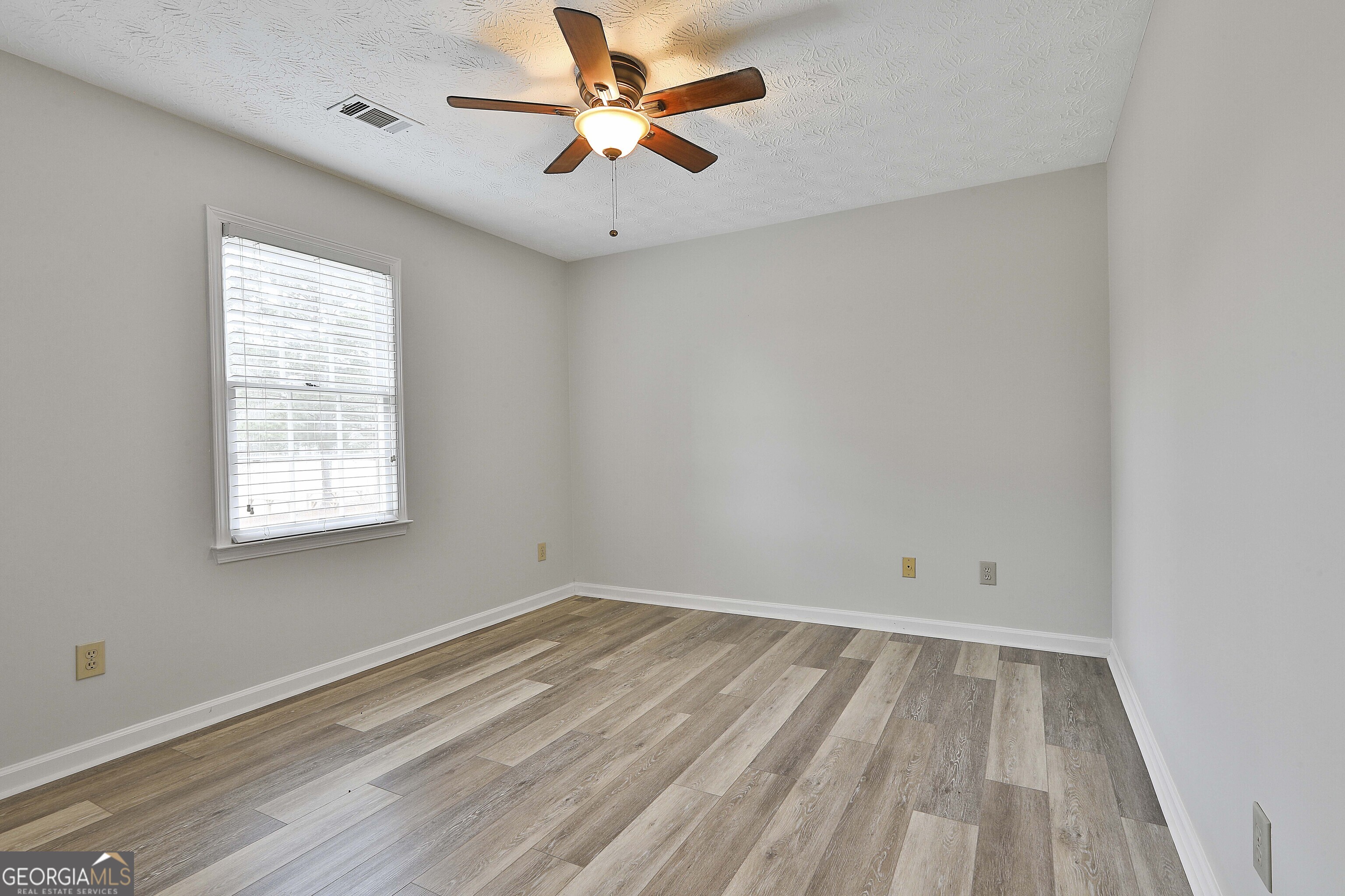 544 Sullivan Road Newnan, GA 30265 - Photo 26 of 31