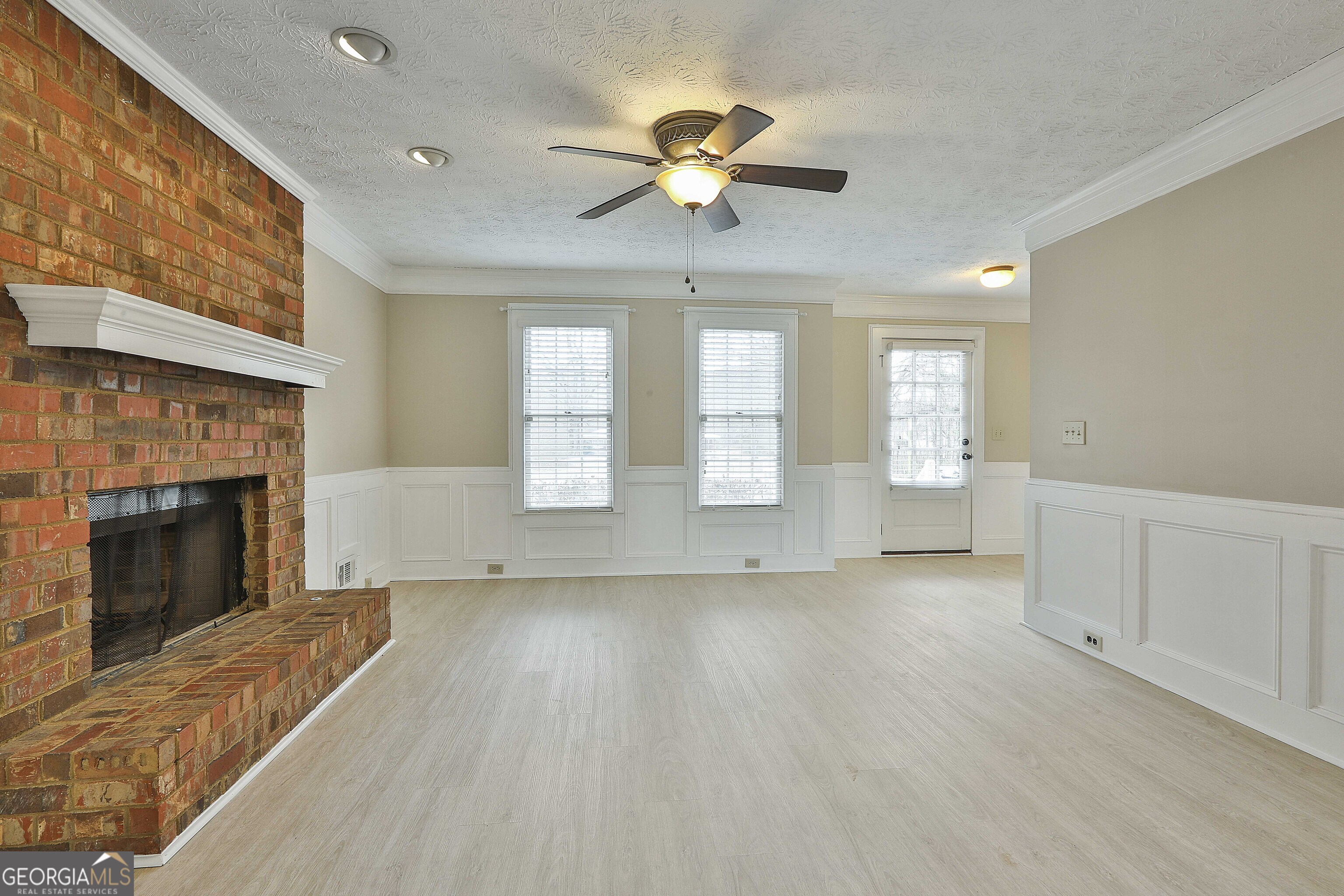 544 Sullivan Road Newnan, GA 30265 - Photo 8 of 31