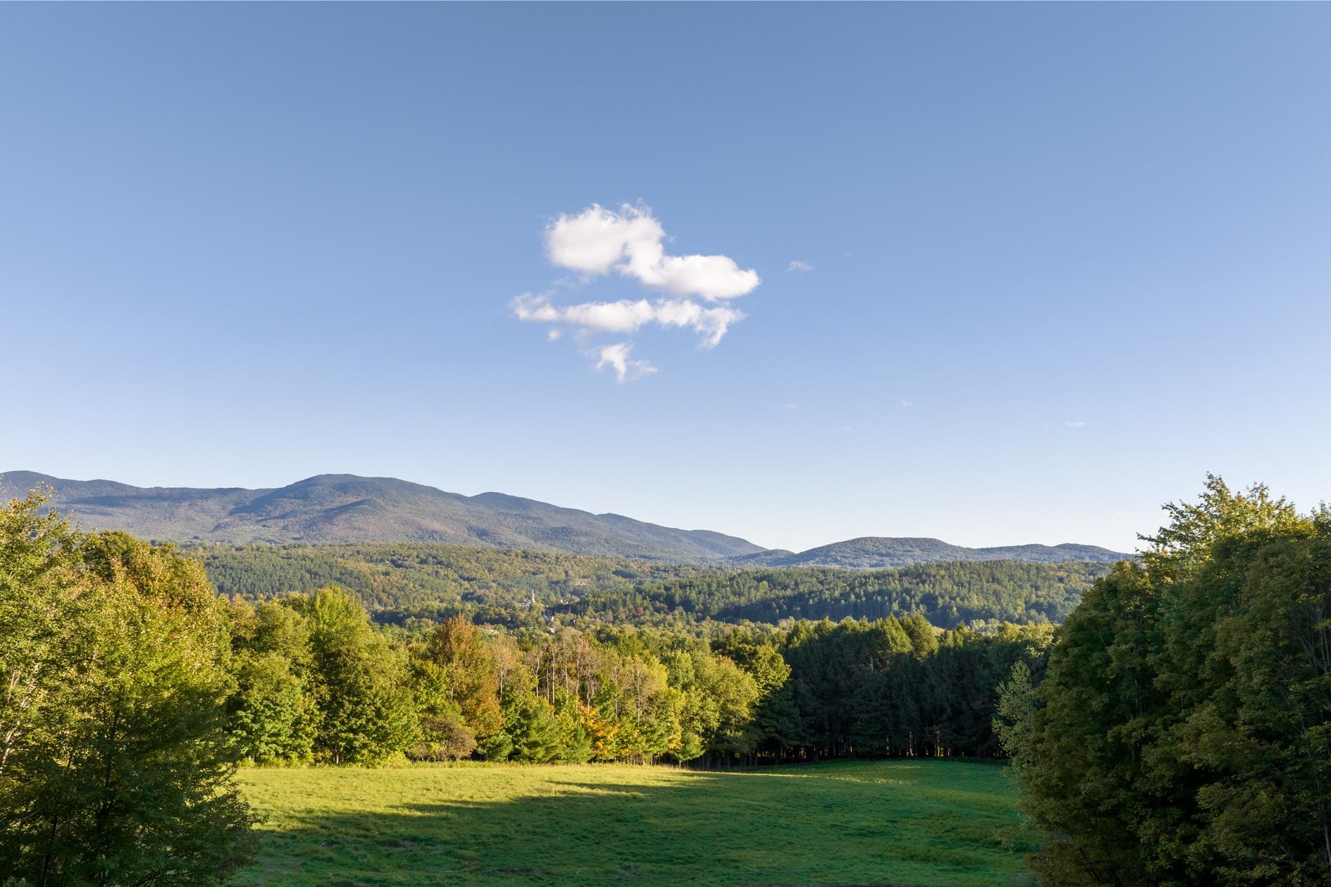 1025 Weeks Hill Road Stowe, VT 05672 - Photo 16 of 39