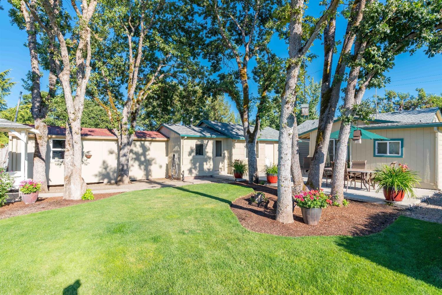 598 West Gregory Road Central Point, OR 97502 - Photo 16 of 30 Additional Photo