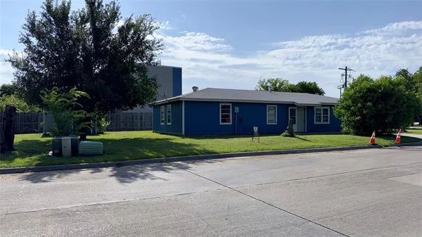 $195,000 | 509 North 10th Street, Sanger, TX 76266