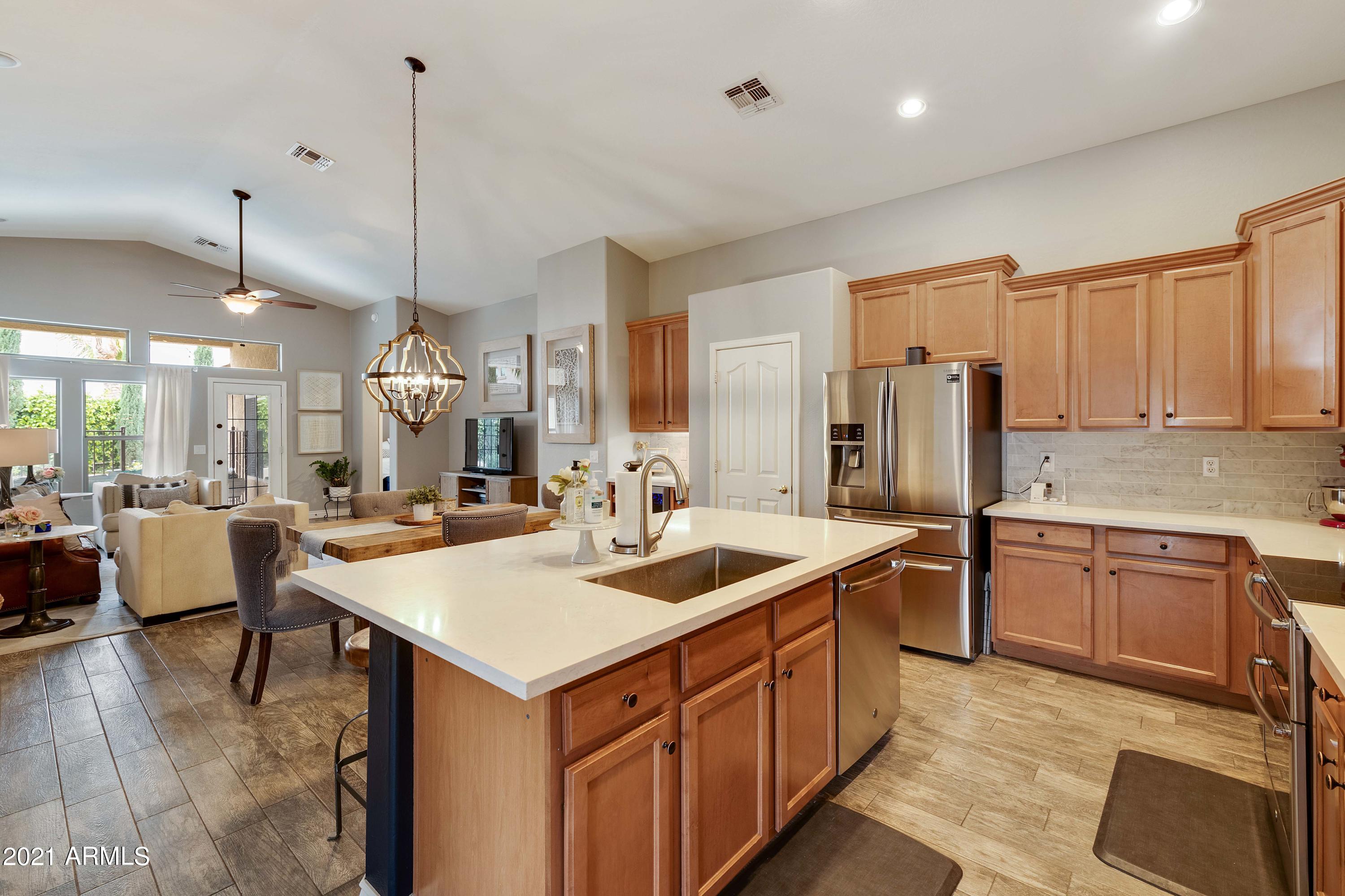 3114 South Martingale Road Gilbert, AZ 85295 - Photo 20 of 44 vlt_8174-vlt_8178