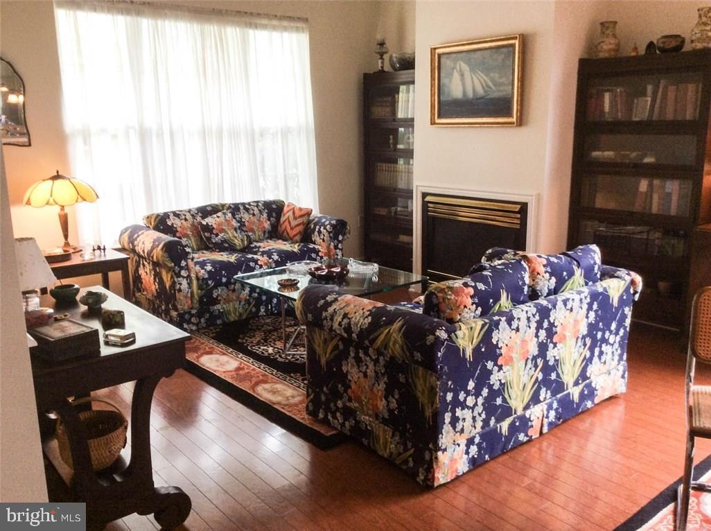43 Silverside Road Lakewood, NJ 08701 - Photo 12 of 36 Gallery Image 12