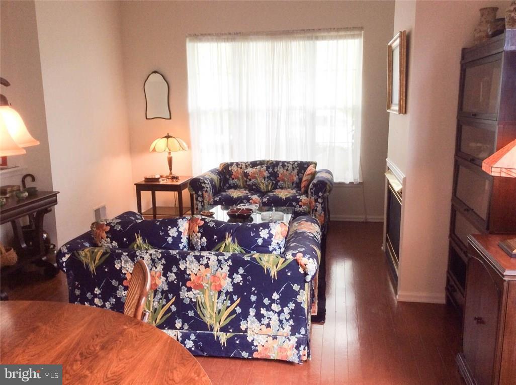43 Silverside Road Lakewood, NJ 08701 - Photo 13 of 36 Gallery Image 13