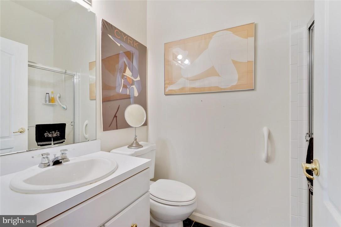 43 Silverside Road Lakewood, NJ 08701 - Photo 16 of 36 Gallery Image 16