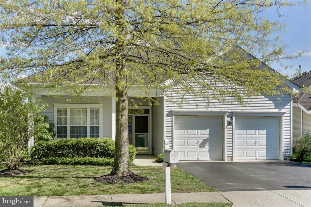 43 Silverside Road Lakewood, NJ 08701 - Photo 3 of 36 Gallery Image 3