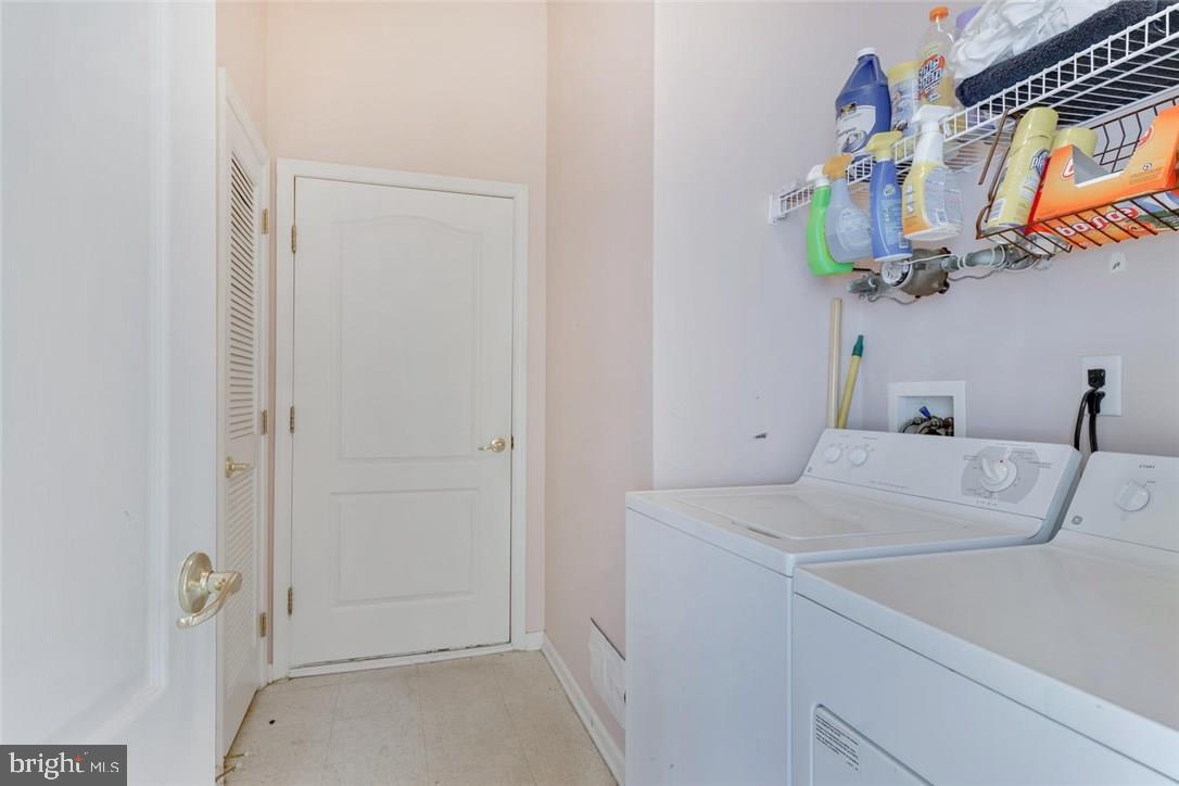 43 Silverside Road Lakewood, NJ 08701 - Photo 23 of 36 Gallery Image 23
