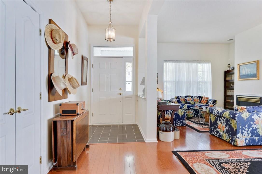 43 Silverside Road Lakewood, NJ 08701 - Photo 8 of 36 Gallery Image 8