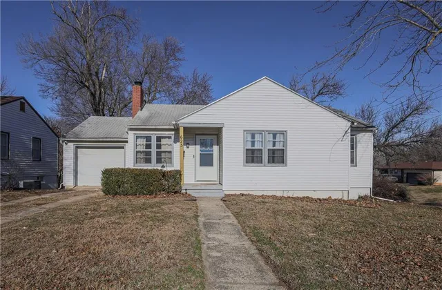 $170,000 | 623 Broad Street, Warrensburg, MO 64093