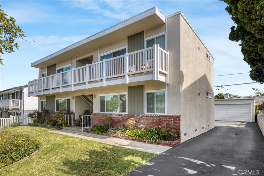 25246 Bigelow Road Torrance, CA 90505 - Photo 2 of 12