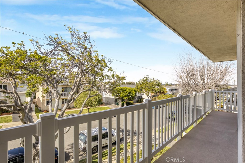 25246 Bigelow Road Torrance, CA 90505 - Photo 8 of 12