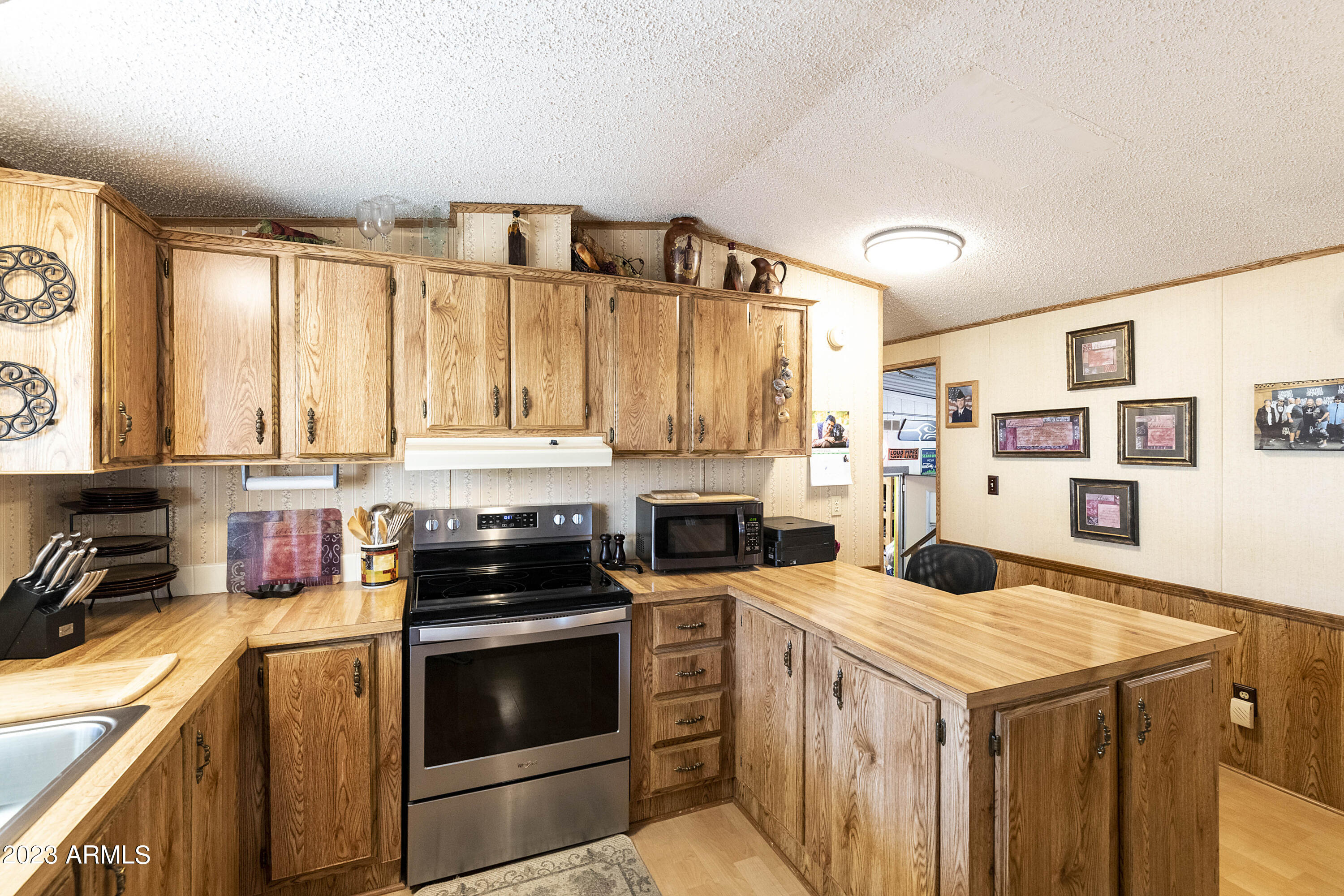 652 South Ellsworth Road, Unit 137 Mesa, AZ 85208 - Photo 5 of 41 PAT_9981