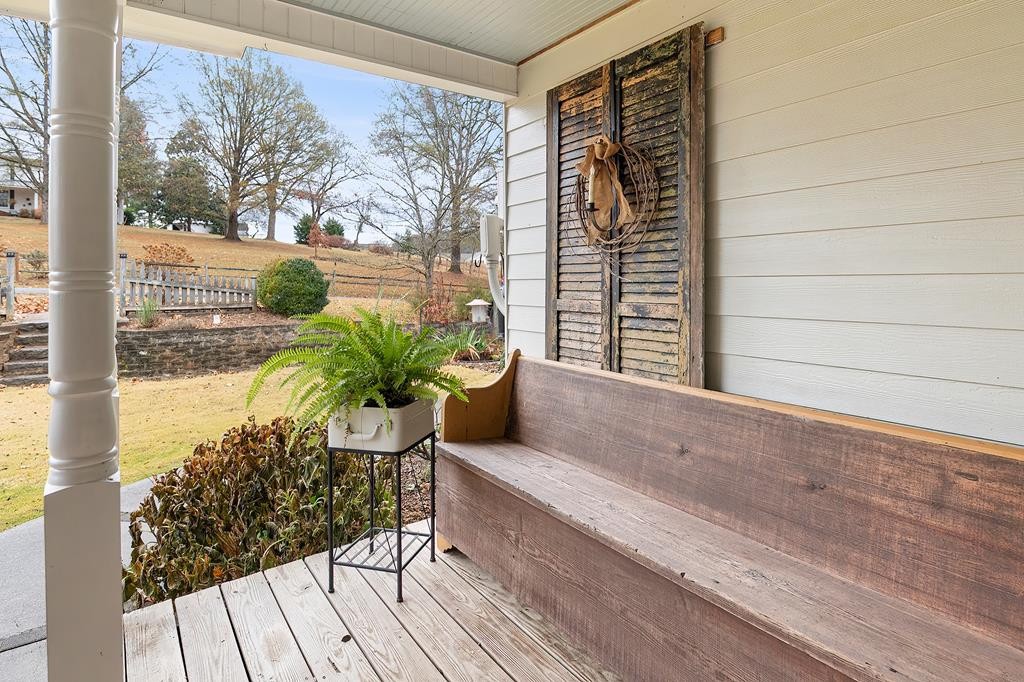 532 Harrisburg Road Sevierville, TN 37876 - Photo 4 of 32 Gallery Image 4