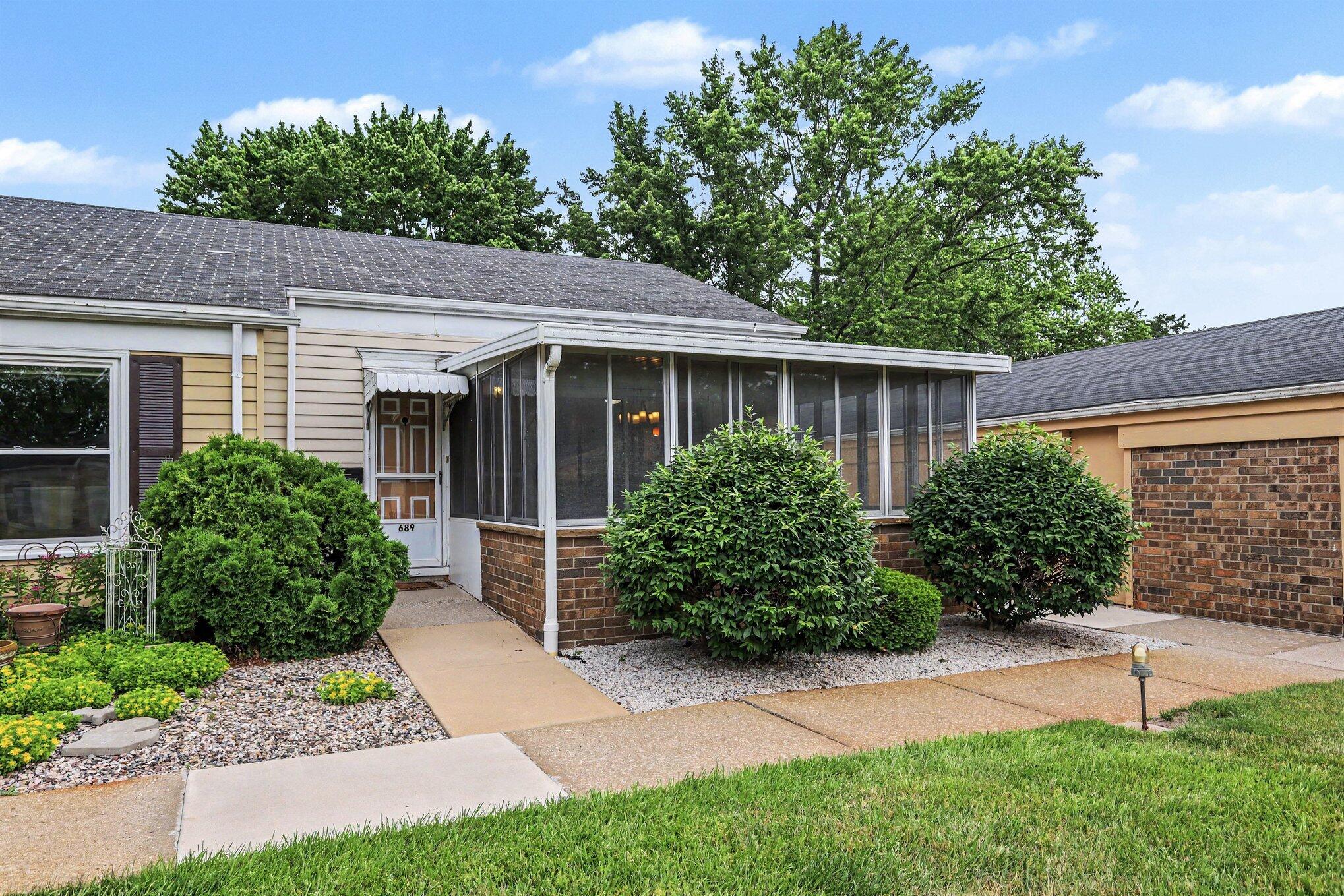 689 Carriage Lane Jenison, MI 49428 - Photo 2 of 14 003_file_3994