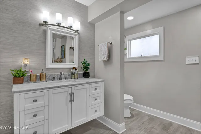 $342,500 | 1755 East Wilmington Street, Burgaw, NC 28425