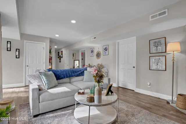 $342,500 | 1755 East Wilmington Street, Burgaw, NC 28425