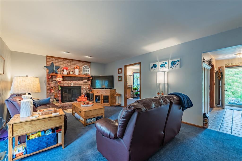 110 Rizzi Drive Irwin, PA 15642 - Photo 11 of 25 Gallery Image 11