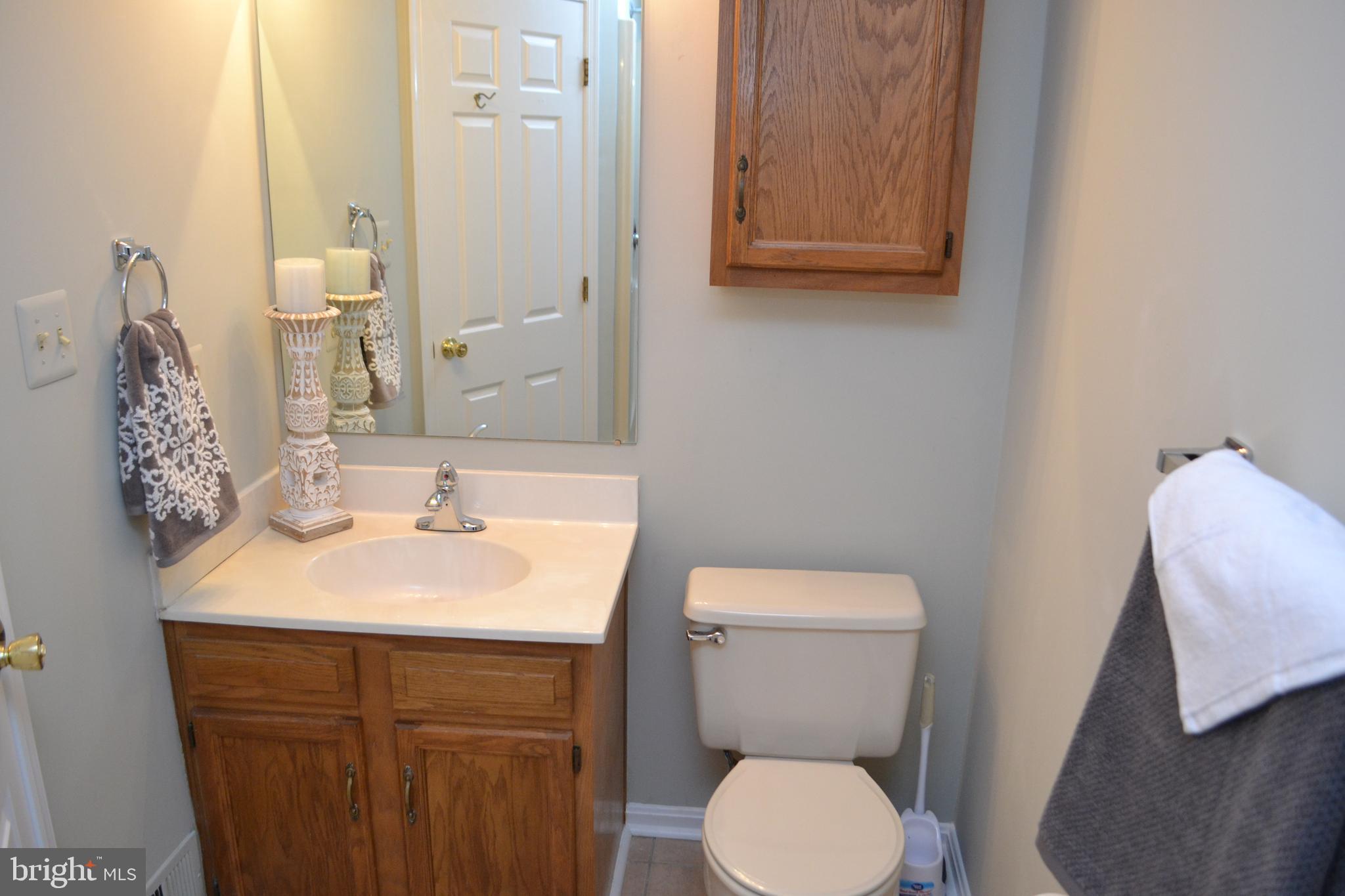 8019 Waterview Court Frederick, MD 21701 - Photo 25 of 56 Master bath