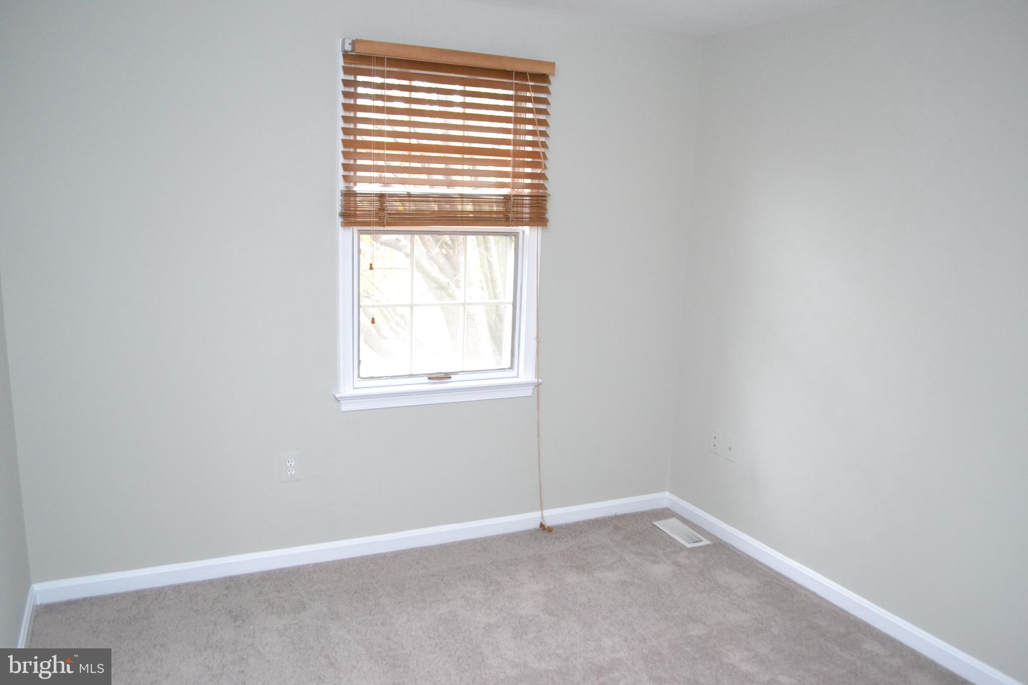 8019 Waterview Court Frederick, MD 21701 - Photo 32 of 56 Second Bedroom