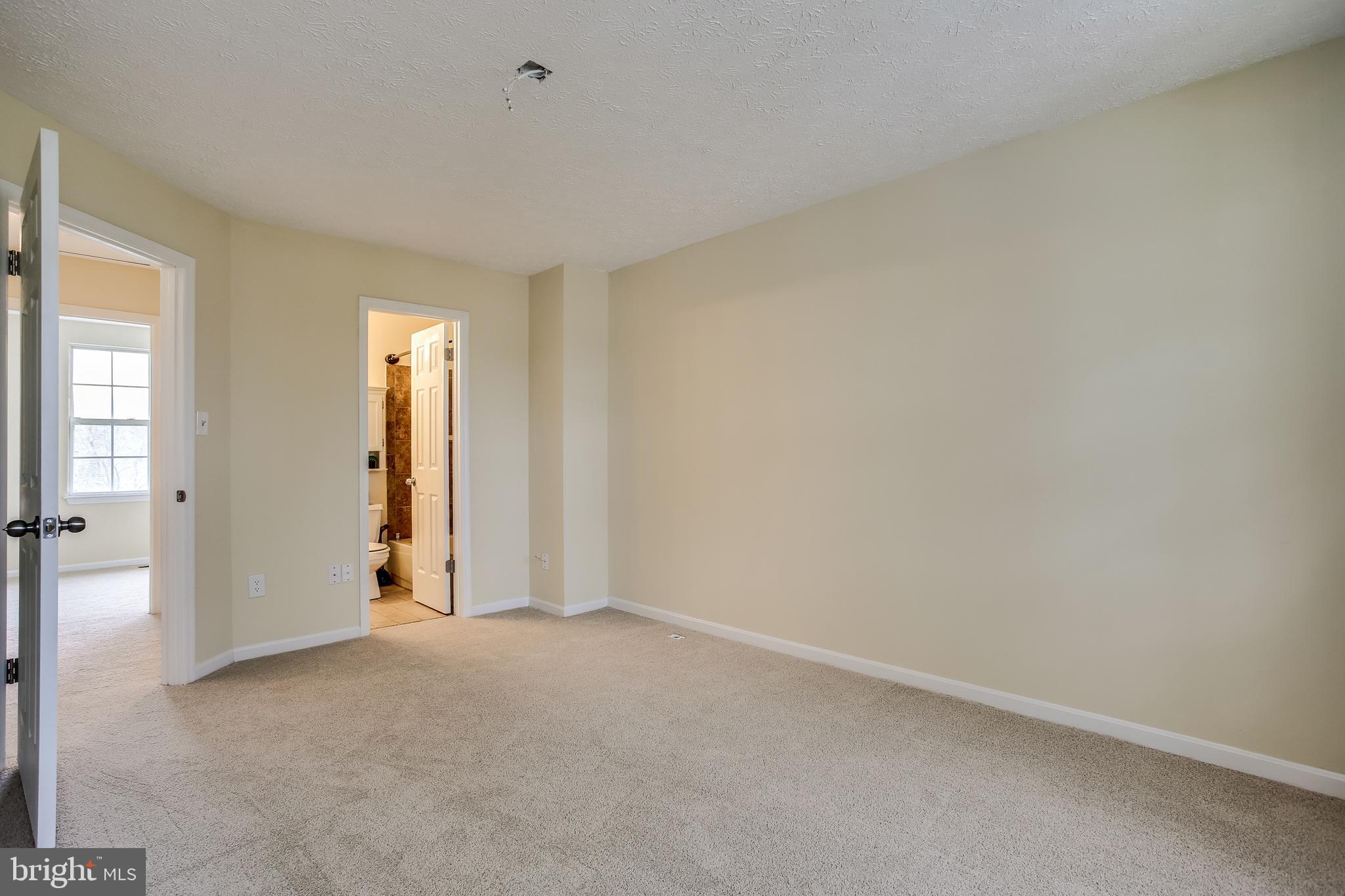 2025 Riding Crop Way Windsor Mill, MD 21244 - Photo 17 of 31