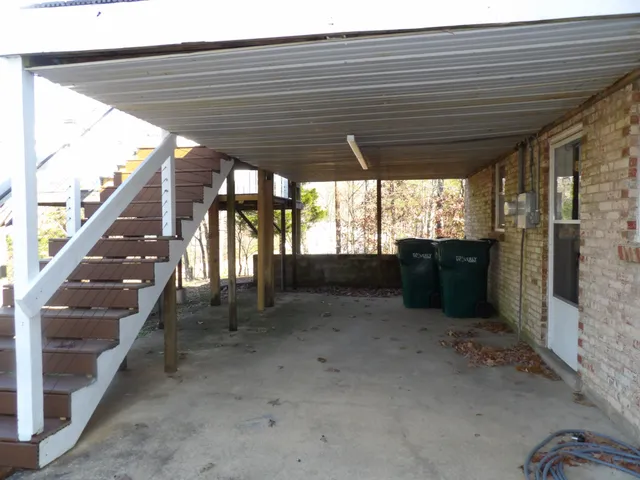 $295,000 | 366 North Powers Boulevard, Waverly, TN 37185