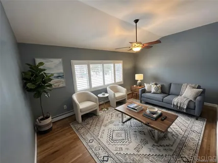 $825,000 | 26 Stevenson Place, Deer Park, NY 11729