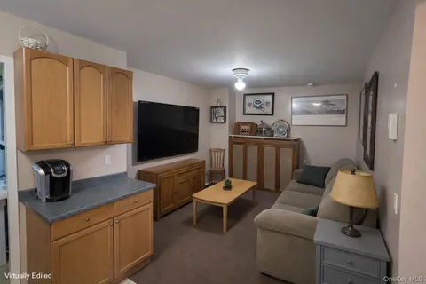 $825,000 | 26 Stevenson Place, Deer Park, NY 11729