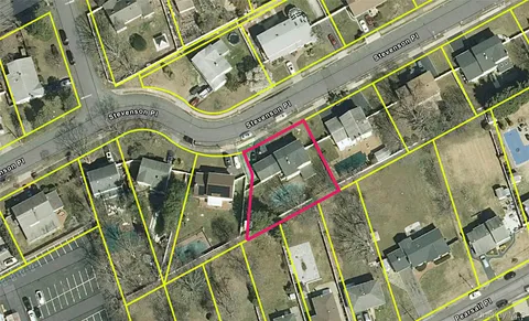 $825,000 | 26 Stevenson Place, Deer Park, NY 11729