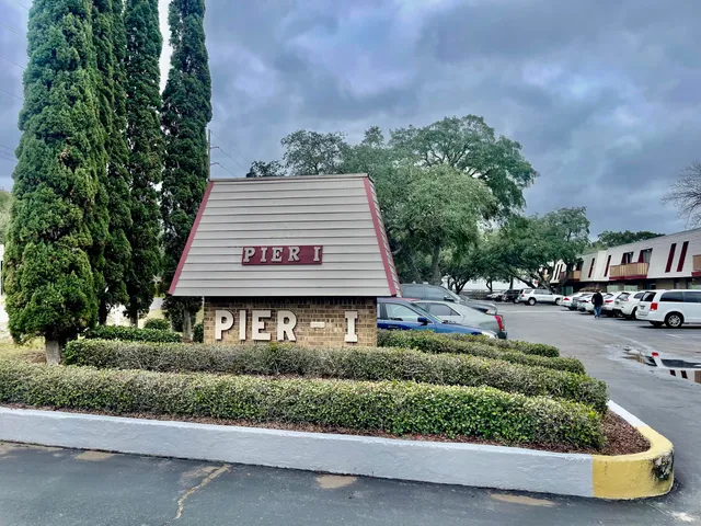 $180,000 | 210 Pelham Road, Unit 214A, Fort Walton Beach, FL 32547