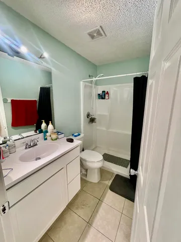 $180,000 | 210 Pelham Road, Unit 214A, Fort Walton Beach, FL 32547