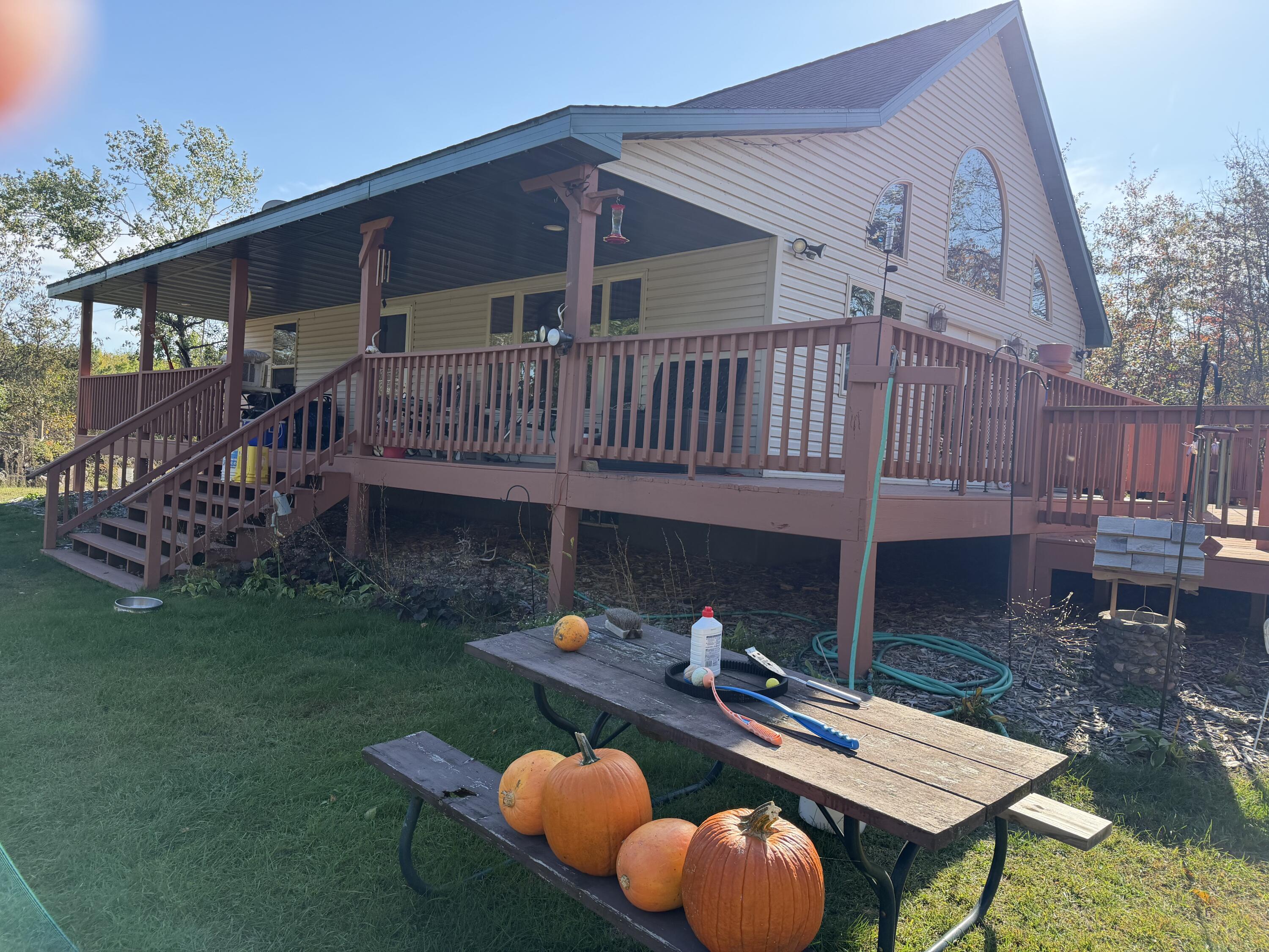 N8587 Johnson Falls Road Crivitz, WI 54114 - Photo 7 of 18 SYard View