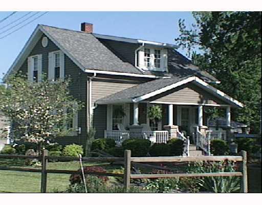 1827 Eastbrook Road New Castle, PA 16101 - Photo 1 of 7 Exterior Front.