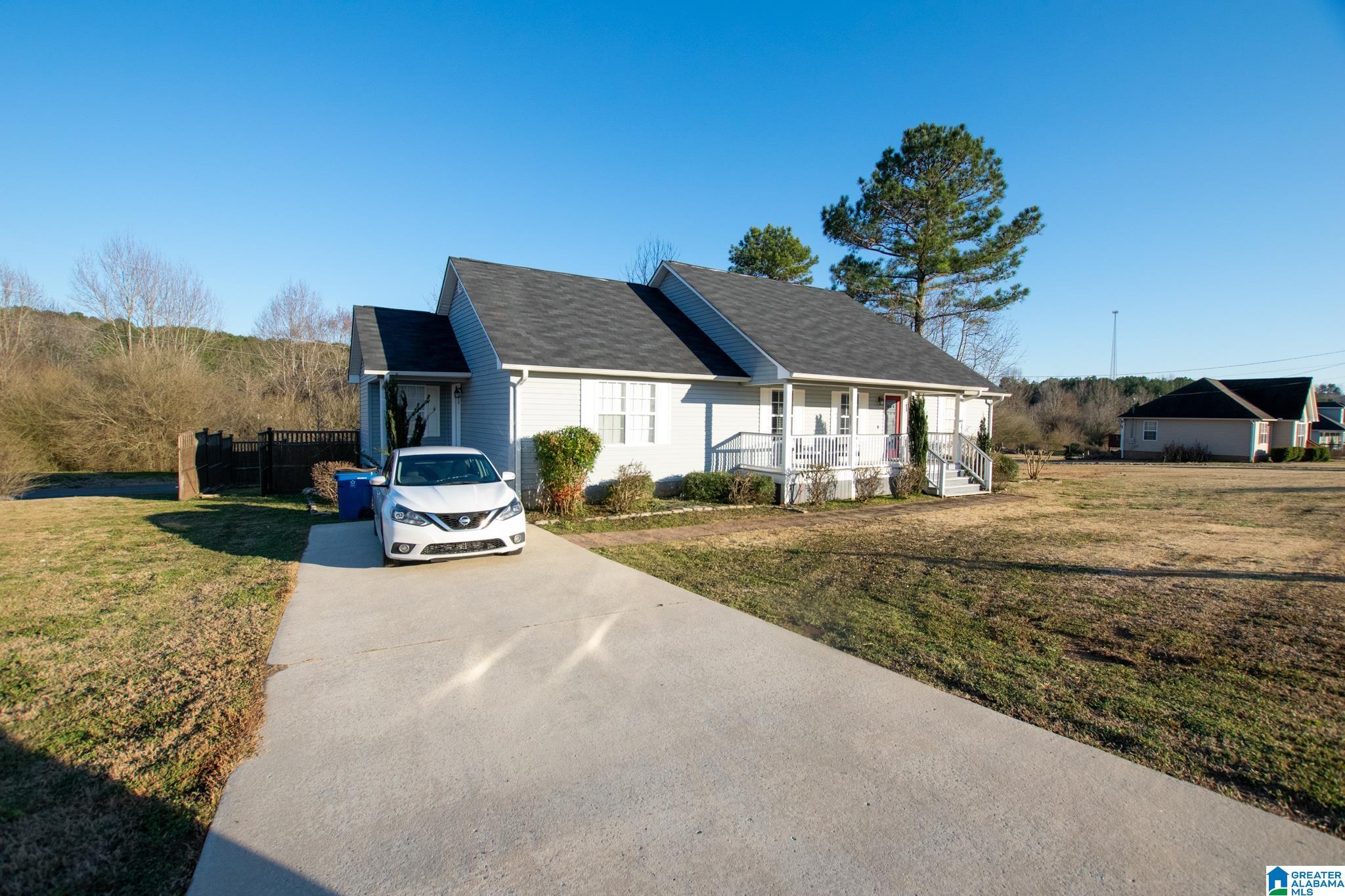 265 Quail Hollow Road Warrior, AL 35180 - Photo 2 of 32