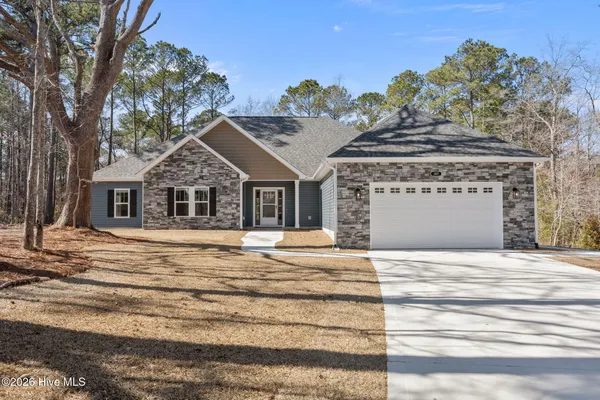 $647,000 | 209 Brittany Lane, Swansboro, NC 28584