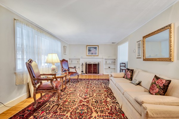 82 Gerald Road Milton, MA 02186 - Photo 3 of 18 Gallery Image 3