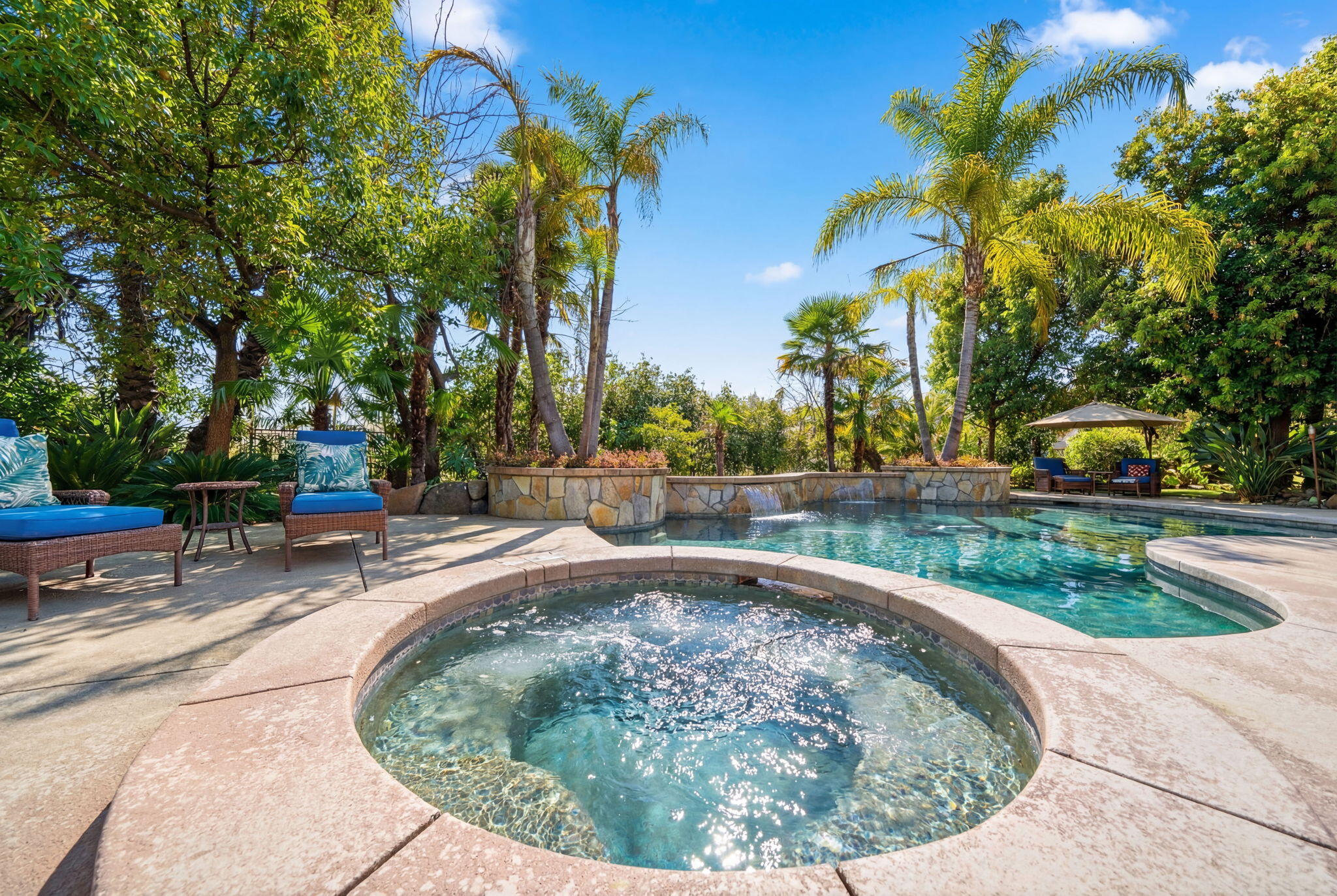 13380 Tierra Heights Road Redding, CA 96003 - Photo 30 of 35 a view of a swimming pool with a patio