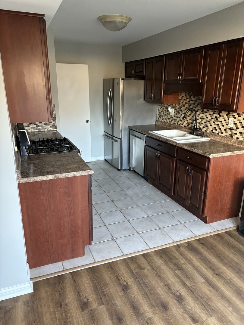 730 Lake Road, Unit 730 New Lenox, IL 60451 - Photo 4 of 11