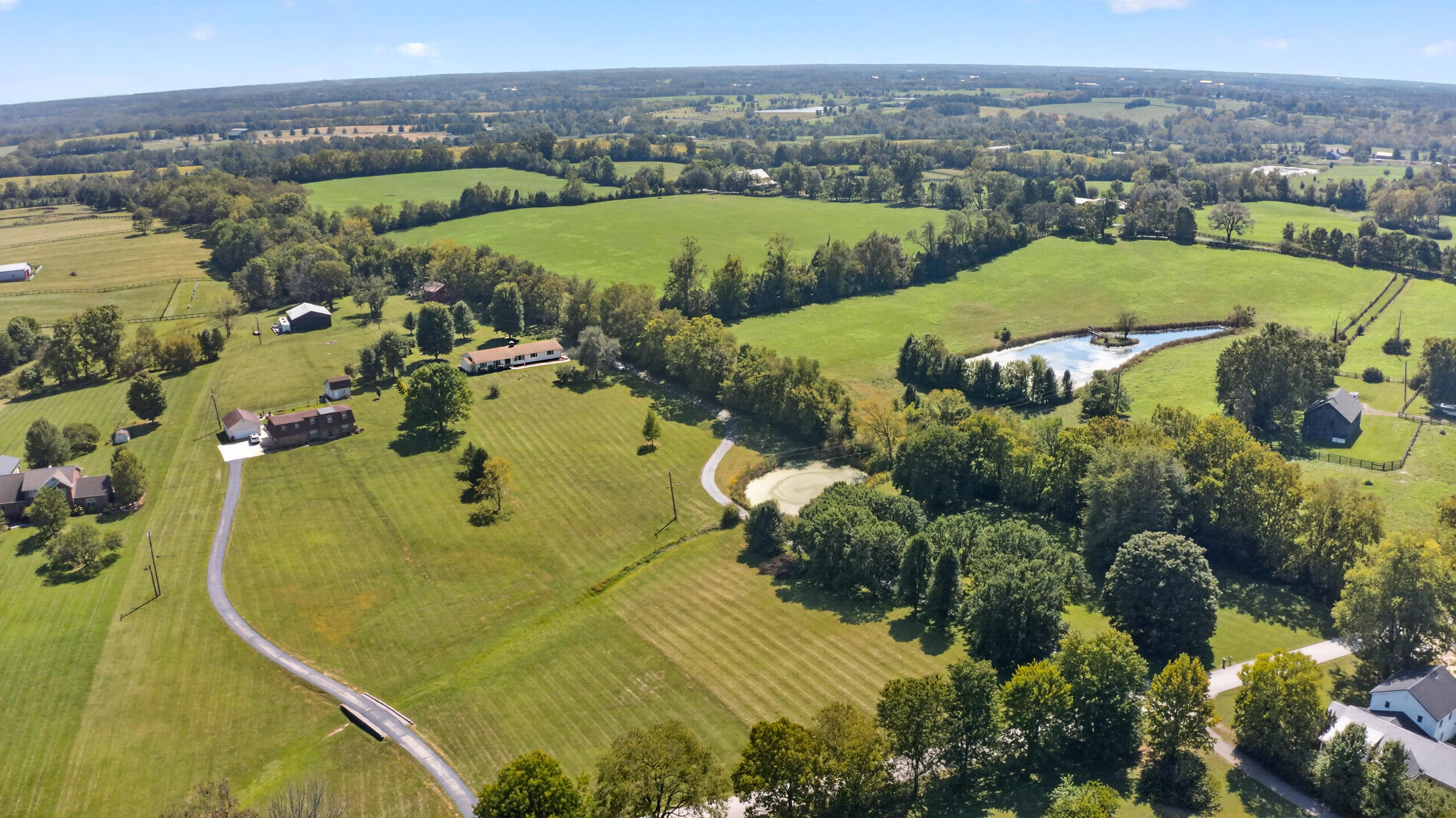 5300 Stewart Road Lexington, KY 40516 - Photo 41 of 45 148